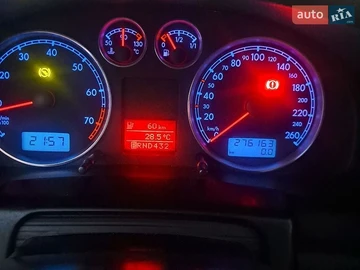 Авто Volkswagen Passat 2003 № 8904023