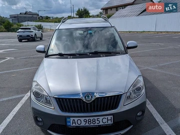 Авто Skoda Roomster 2011 № 8904050