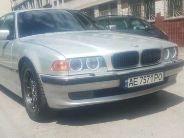 Авто BMW 7 Series 1999 № 8904138