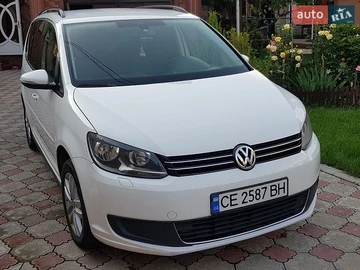 Авто Volkswagen Touran 2012 № 8904145
