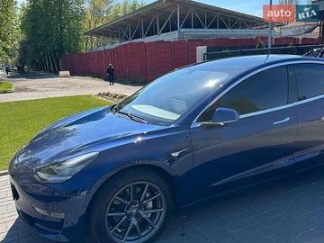 Авто Tesla Model 3 2020 № 8904276