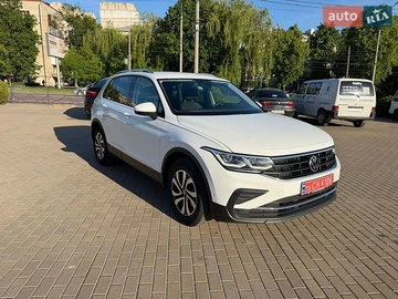 Авто Volkswagen Tiguan 2022 № 8904287