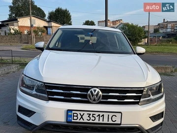 Авто Volkswagen Tiguan 2018 № 8904361
