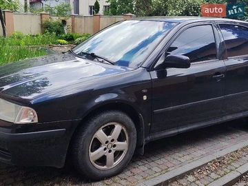 Авто Skoda Octavia 2002 № 8904397