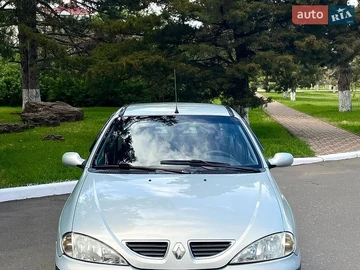 Авто Renault Megane 2002 № 8904401