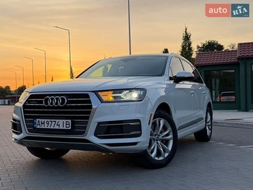 Авто Audi Q7 2016 № 8904477