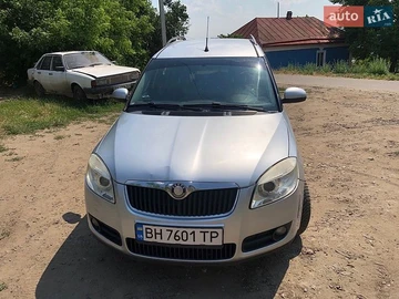 Авто Skoda Roomster 2008 № 8904731