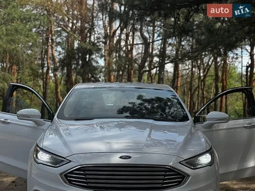 Авто Ford Fusion 2018 № 8904818