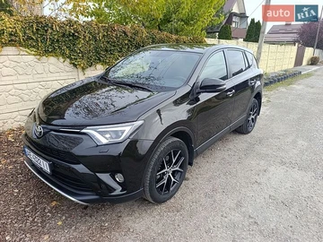 Авто Toyota Rav4 2017 № 8904851