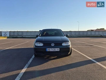 Авто Volkswagen Golf 1999 № 8904950