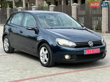 Авто Volkswagen Golf 2010 № 8905051