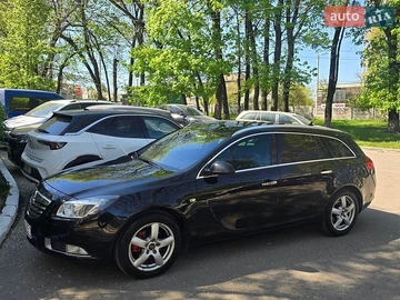 Авто Opel Insignia 2013 № 8905061