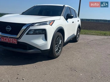 Авто Nissan Rogue 2023 № 8905186