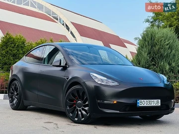 Авто Tesla Model Y 2022 № 8905207
