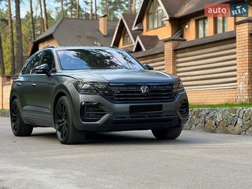 Авто Volkswagen Touareg 2021 № 8905238