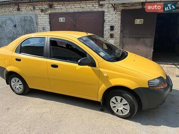Авто Chevrolet Aveo 2005 № 8905305