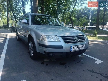 Авто Volkswagen Passat 2004 № 8905315