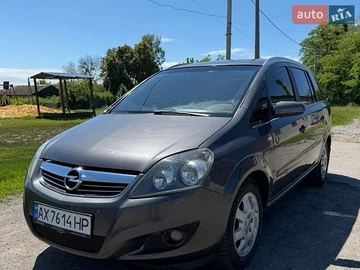 Авто Opel Zafira 2010 № 8905337