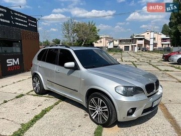 Авто BMW X5 2010 № 8905439
