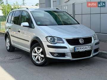 Авто Volkswagen Cross Touran 2008 № 8905829