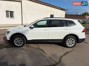 Авто Volkswagen Tiguan 2019 № 8905970