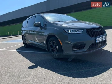 Авто Chrysler Pacifica 2023 № 8906107