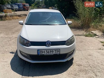 Авто Volkswagen Polo 2010 № 8906305