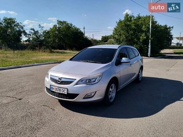 Авто Opel Astra 2011 № 8906321
