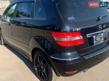 Авто Mercedes B-Class 2010 № 8906351