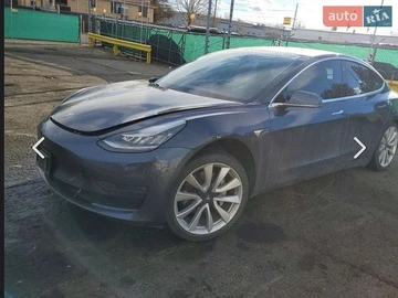 Авто Tesla Model 3 2019 № 8906418