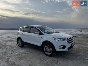 Авто Ford Escape 2017 № 8906508