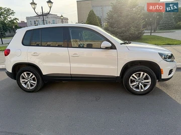 Авто Volkswagen Tiguan 2013 № 8906519