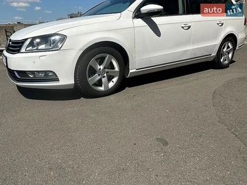Авто Volkswagen Passat 2012 № 8906527
