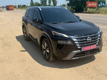 Авто Nissan Rogue 2024 № 8906656