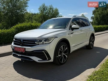 Авто Volkswagen Tiguan 2023 № 8906668