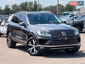 Авто Volkswagen Touareg 2017 № 8906672
