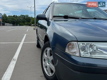 Авто Skoda Octavia 2004 № 8906786
