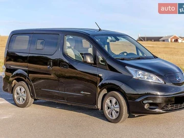 Авто Nissan E-Nv200 2015 № 8907059