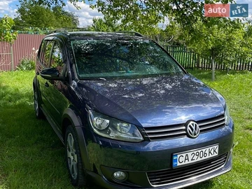 Авто Volkswagen Cross Touran 2013 № 8907147