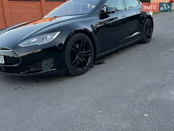 Авто Tesla Model S 2015 № 8907162