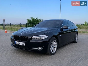Авто BMW 5 Series 2012 № 8907172
