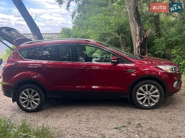 Авто Ford Escape 2018 № 8907173