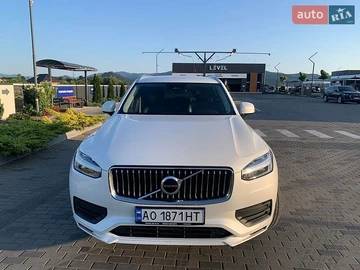 Авто Volvo Xc90 2022 № 8907379