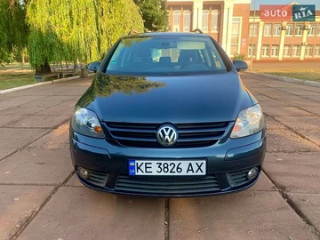 Авто Volkswagen Golf Plus 2008 № 8907644