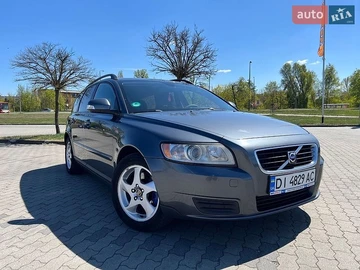 Авто Volvo V50 2009 № 8907713