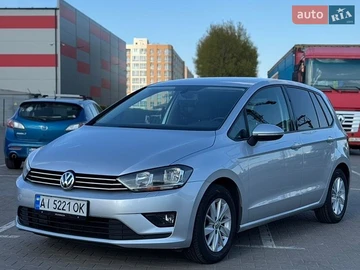 Авто Volkswagen Golf Sportsvan 2016 № 8908036
