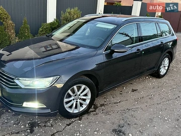 Авто Volkswagen Passat 2017 № 8908044