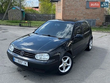 Авто Volkswagen Golf 2000 № 8908183