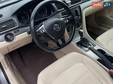 Авто Volkswagen Passat 2013 № 8908298