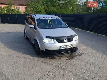 Авто Volkswagen Touran 2006 № 8908454